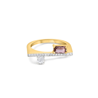 GEOMUSE Ring with Tourmaline Baguette and Diamonds in 18K Gold.