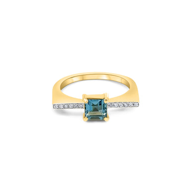 GEOMUSE RING with princess cut blue topaz and diamonds in 18k gold.